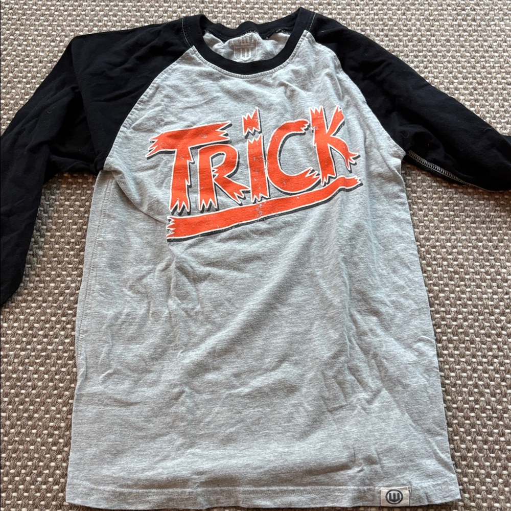 Wilson Kids Long Sleeve Trick Tee - Gray and Black